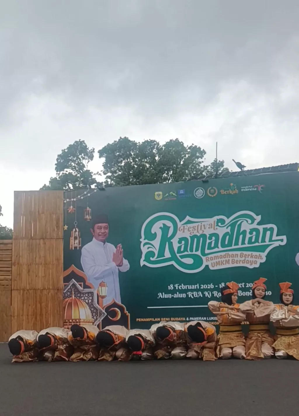 Lorong Paseban, Anak Muda, dan Senja Ramadan