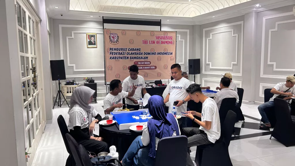 Gali Potensi Atlet Muda ORADO Bangkalan Sosialisasi Olahraga Domino ke Pelajar