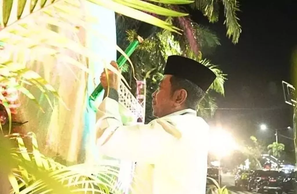 Tabuh Bedug Takbir, Bupati Hamid Ajak Warga Bondowoso Jaga Kebersamaan