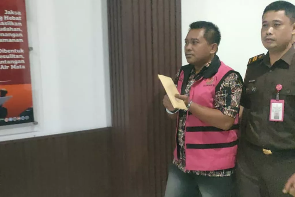 Kades Mulyodadi Sidoarjo Ditahan, Diduga Pungli Hampir Rp1 Miliar dalam Pembebasan Lahan