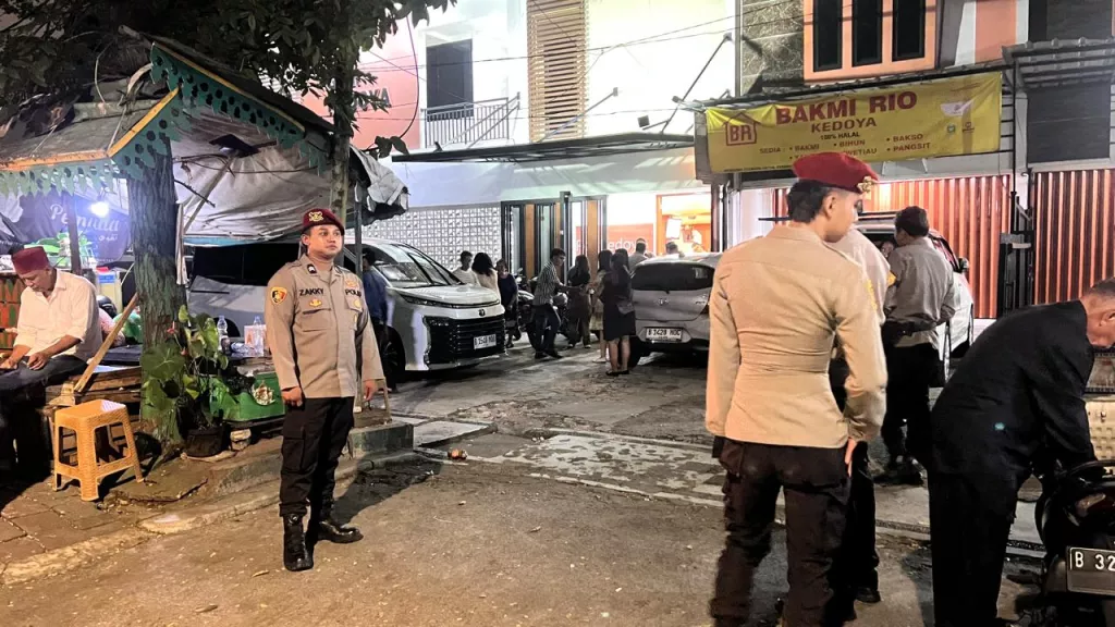 Polsek Kebon Jeruk Pastikan Keamanan Ibadah Jumat Agung di Wilayah Kedoya