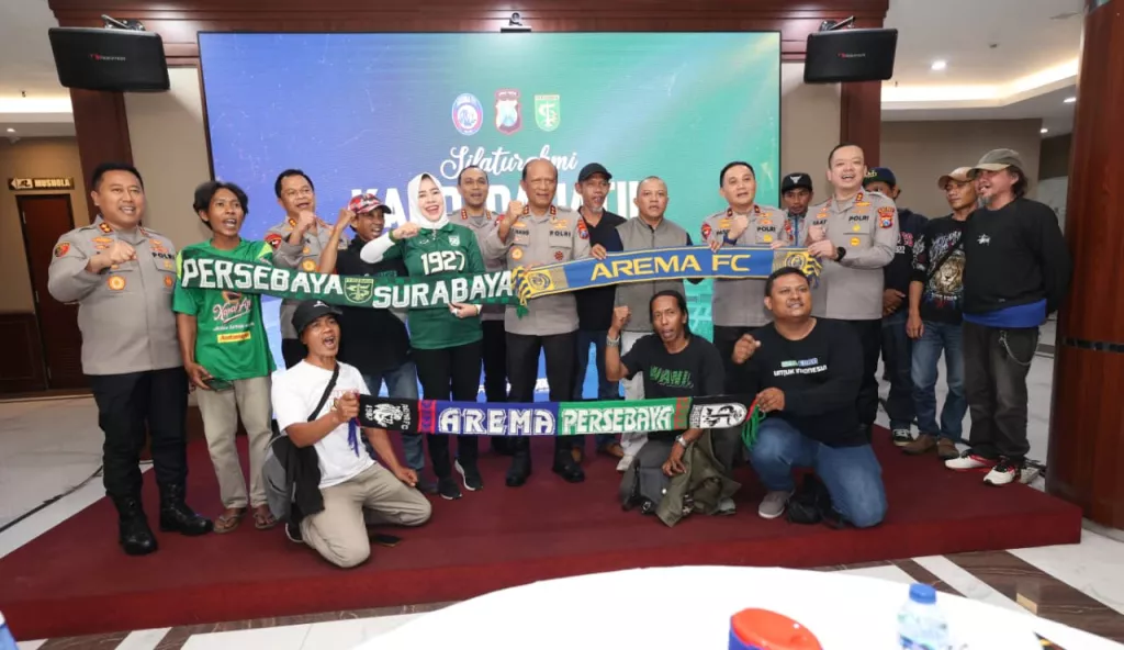 Kapolda Jatim Satukan Aremania - Bonek, Sepakat Tak Ada Rivalitas di Luar Lapangan