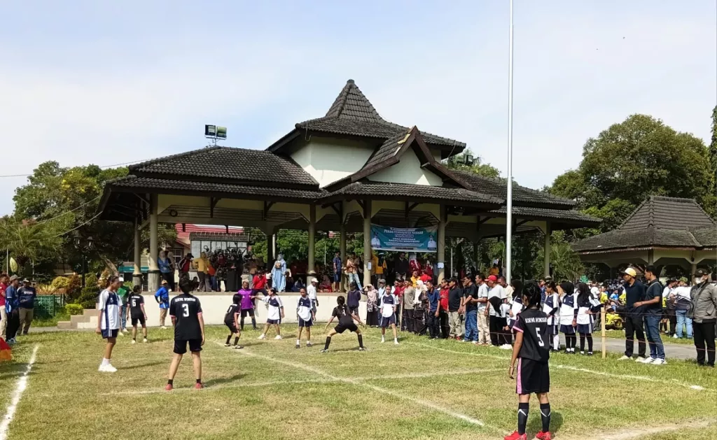 Dari Lapangan Hadang, Harapan Siswa Bondowoso Tumbuh di Pekan Pendidikan Berkah 2026