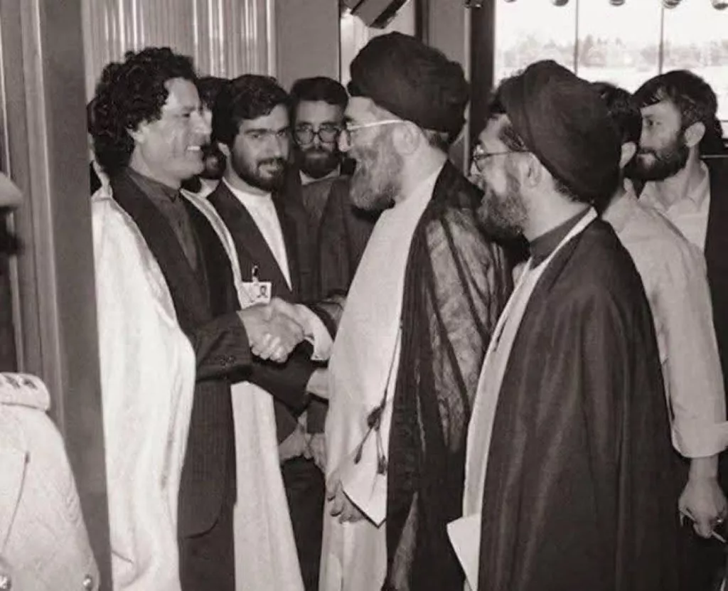 “Teluk Persia atau Teluk Arab? Percakapan Rahasia Qaddafi–Khamenei tentang nama yang tepat untuk teluk di Timteng”