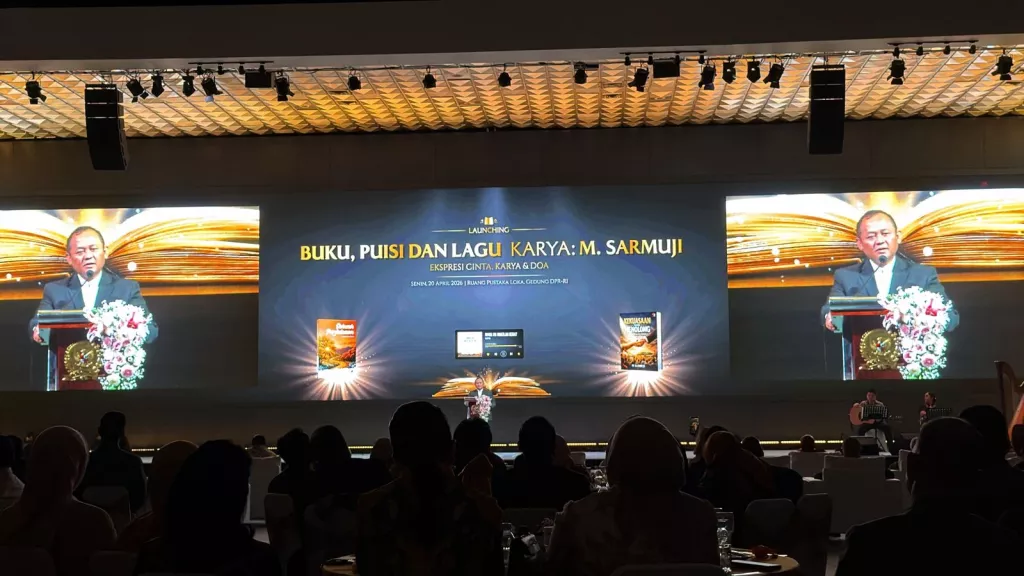 Sarmuji Luncurkan Buku “Kekuasaan Yang Menolong”, Angkat Refleksi Spiritual dan Gagasan Politik Kerakyatan