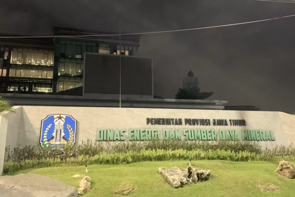 Kejati Jatim Geledah Lagi Kantor ESDM, Dalami Kasus Pungli Perizinan Tambang dan Air Tanah