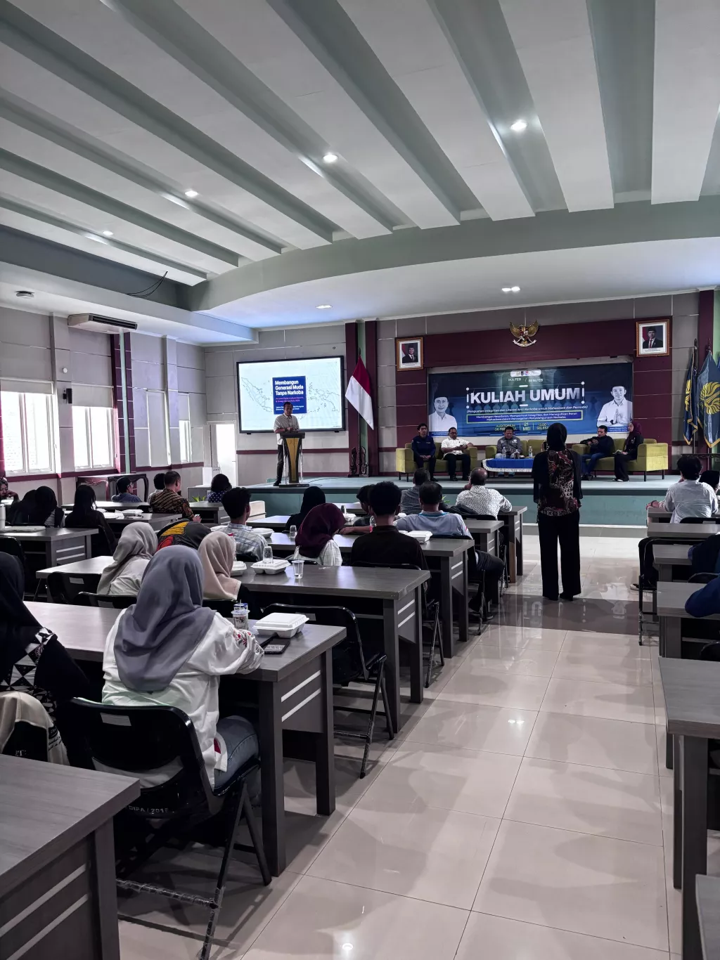 Andy Soebjakto di FEB UNESA: Mahasiswa Harus Jadi Pilar Utama Anti-Narkoba