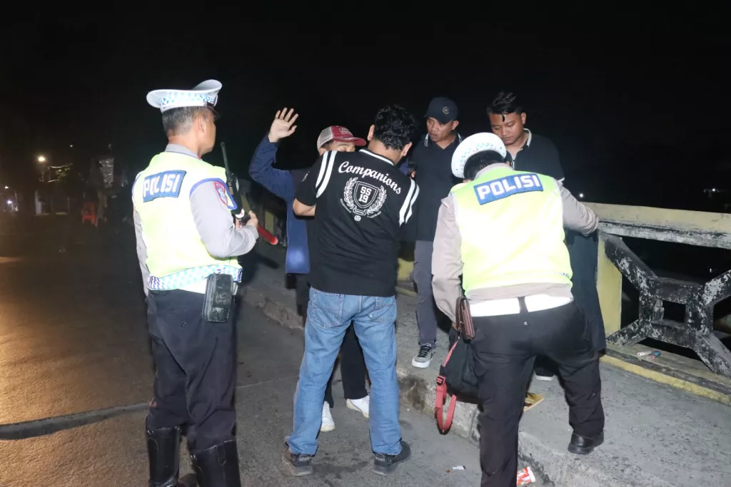 Razia Kejahatan Jalanan di Tambora, Empat Orang Kedapatan Membawa Sabu, Sinte dan Tramadol