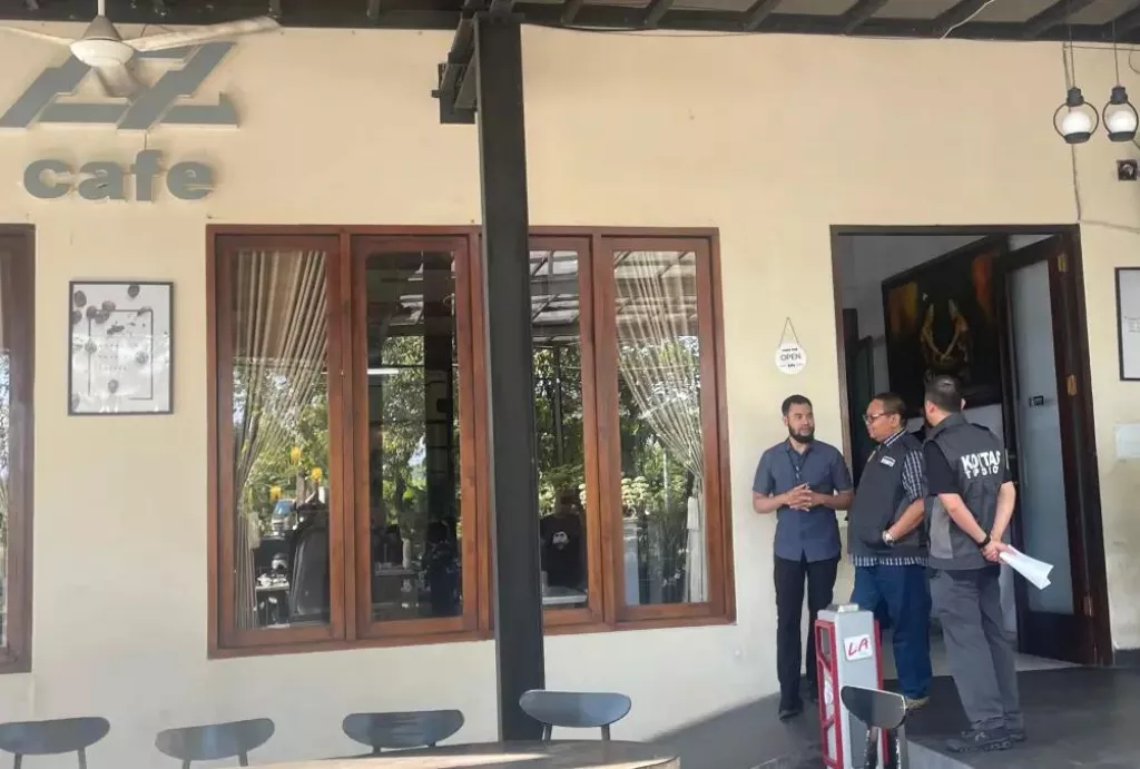 Kortas Tipidkor Polri Geledah 4 Lokasi di Sidoarjo, Telusuri Aliran Dana Kasus Ponsel Ilegal Rp235,8 Miliar