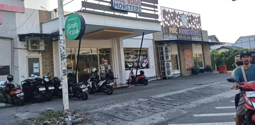 Desak Pemkab Sidoarjo Putus Kontrak Pengelola Monumen Ponti Karena Dugaan Wanprestasi
