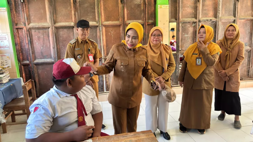 Memprihatinkan Sekolah Rusak di Pesisir Jabon, Pemkab Sidoarjo Janji Rehabilitasi 