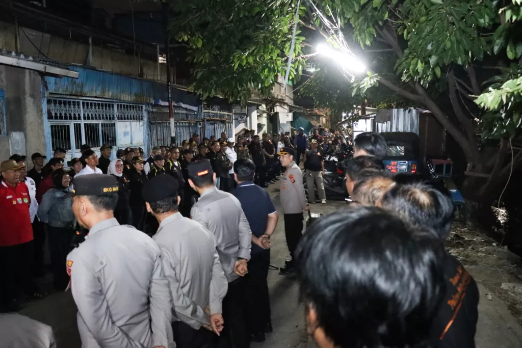 Kapolres Metro Jakarta Barat Pimpin Langsung Apel KRYD Blue Light 3 Pilar di Tamansari, Perkuat Sinergi Jaga Kamtibmas
