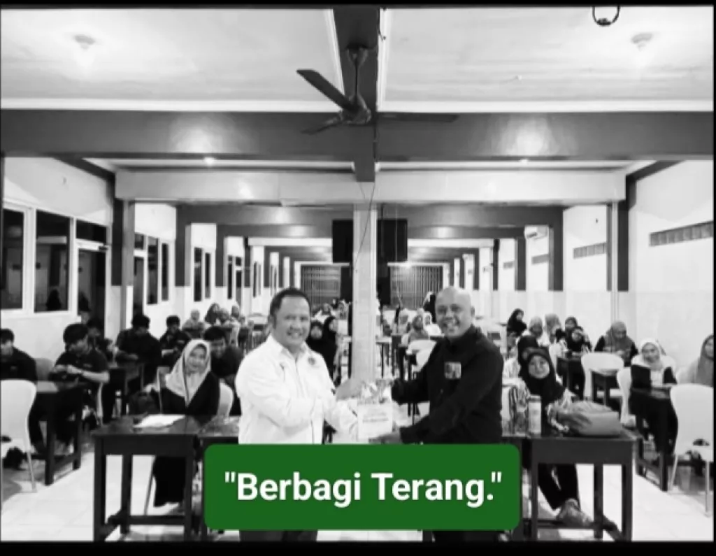 Memilih Cahaya dalam Riuh