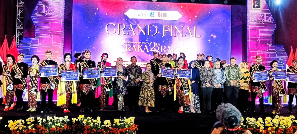 Akhdan Muhammad Zahran Wibisono-Deninta Festi Berliani Resmi Sandang Gelar Raka Raki Jatim 2026