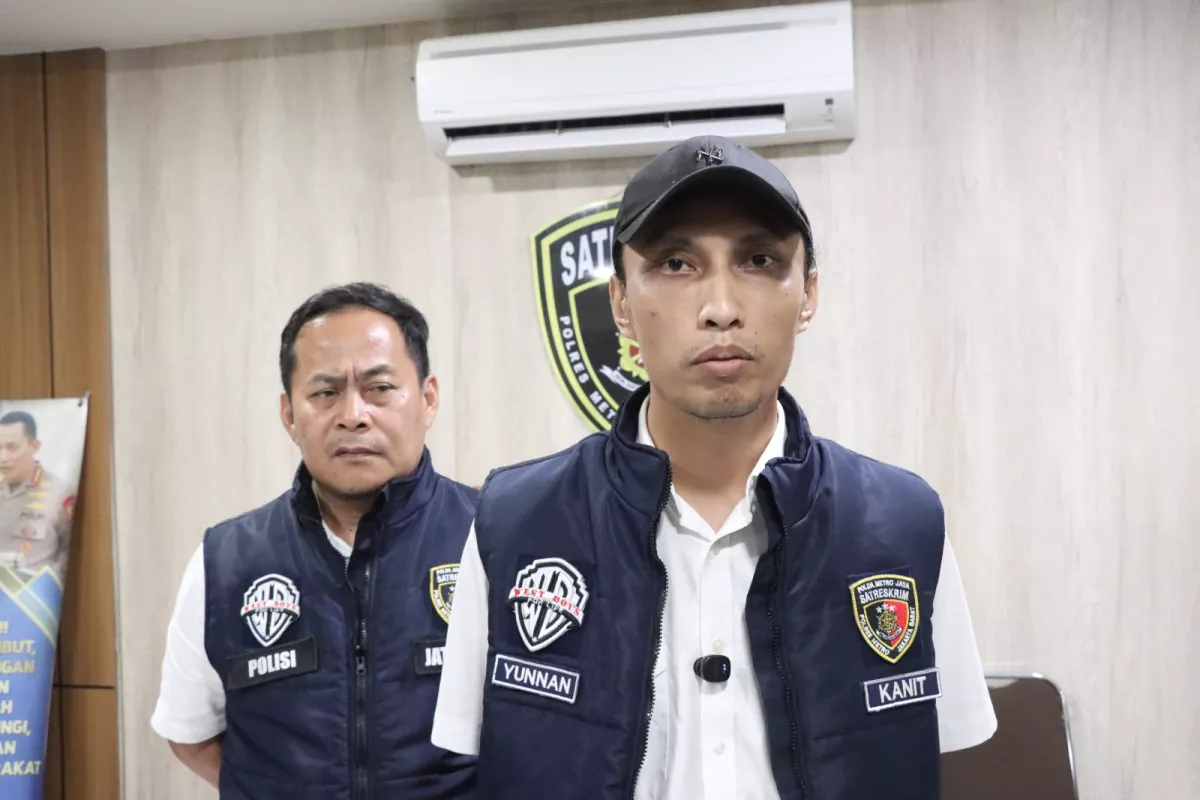 Baru Sehari Bekerja, Wanita Apoteker Ini Ditangkap di Jawa Tengah, Gasak Uang Rp20 Juta dan iPhone di Apotek Jakbar