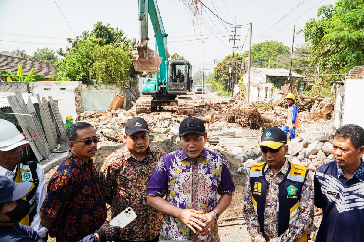 Targetkan Frontage Road Waru-Buduran Tuntas 2026, Tersisa Tiga Titik