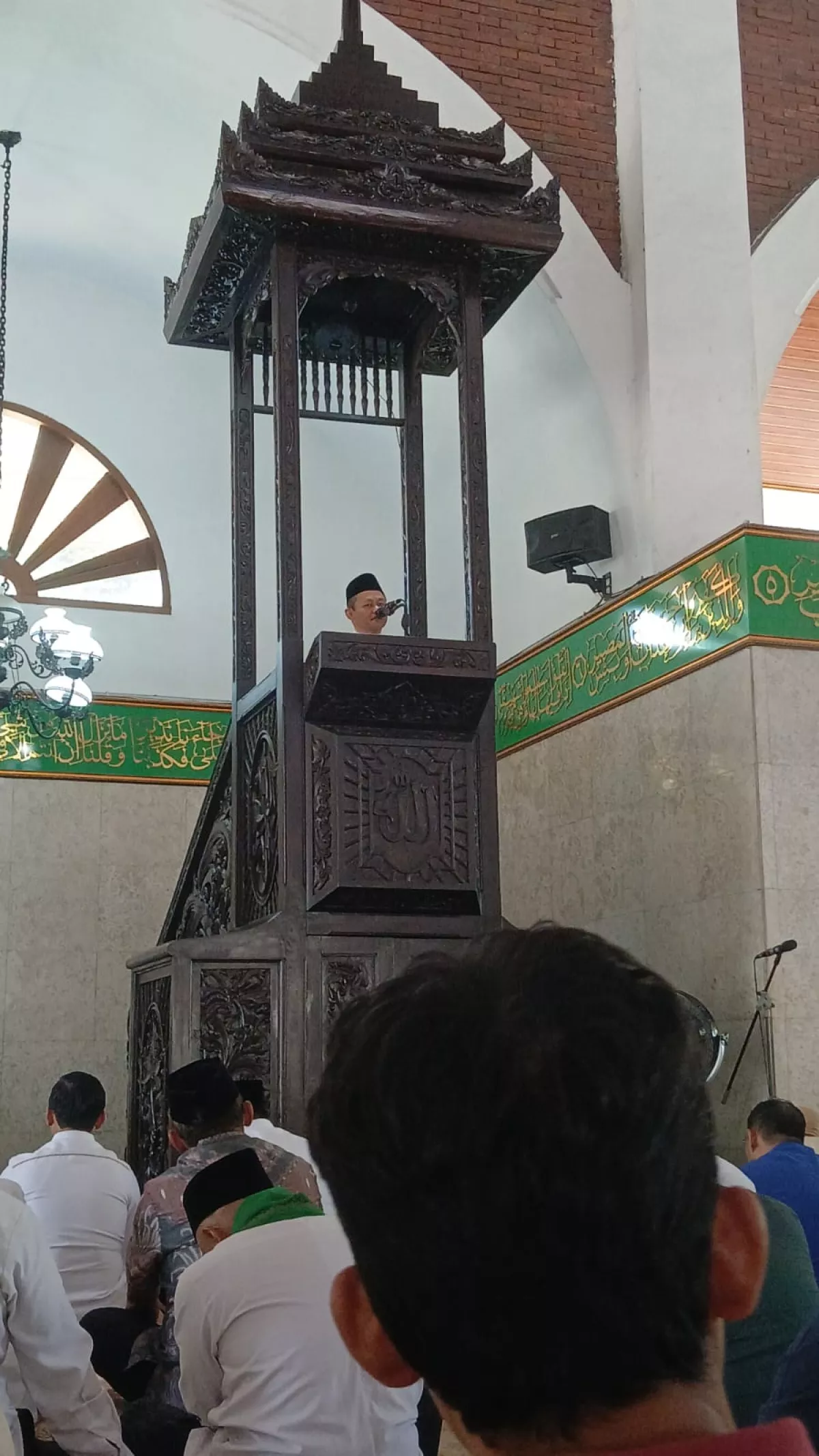 Menteri Perindustrian M. Sarmuji Berkesempatan Menjadi Khotib Khotbah Jumat Di Masjid Petrokimia Gresik, Nurul Jannah.