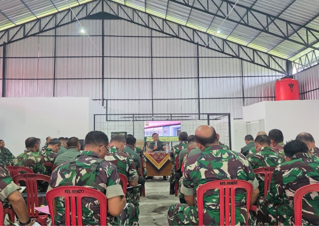 Wakil Panglima TNI Pimpin Vidcon Evaluasi Percepatan Pembangunan KDKMP di Kodim 0808/Blitar
