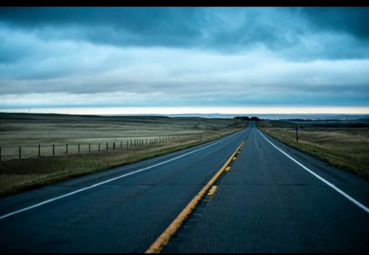 Cetak Biru dan Keletihan yang Tak Kunjung Usai