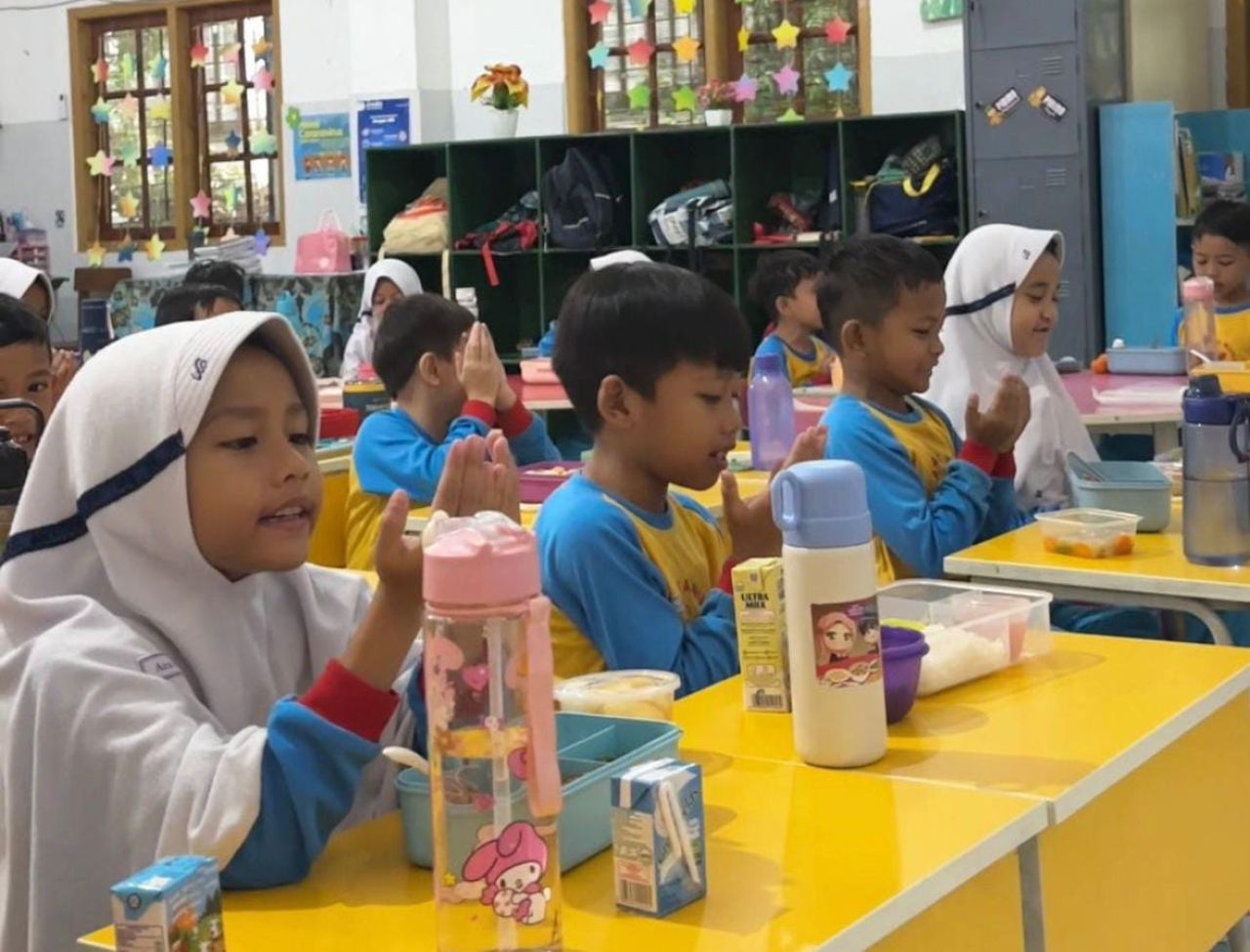 SD Al Muslim Sidoarjo Tanamkan Pola Hidup Sehat Sejak Dini