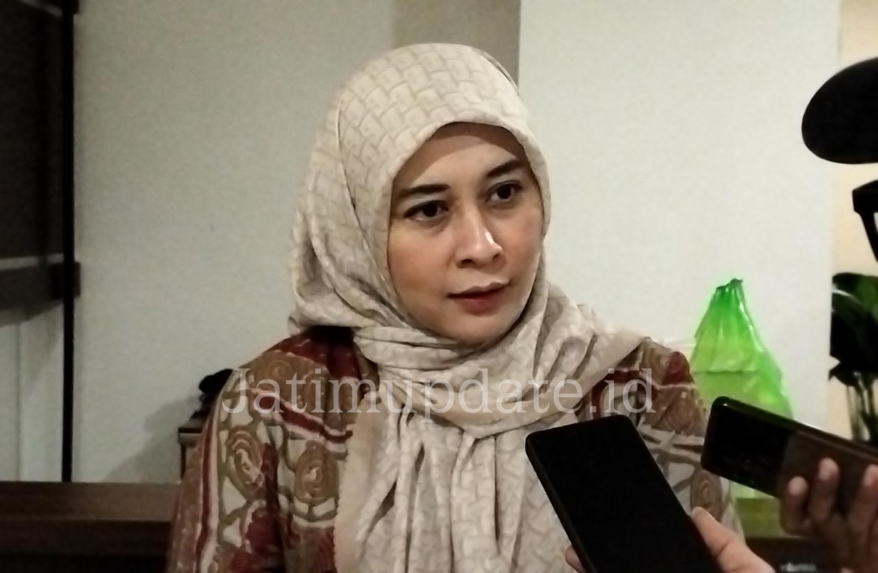 Ajeng Soroti Komitmen Pemkot soal Beasiswa Pemuda Tangguh