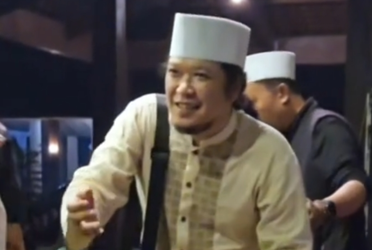 Keterangan Gambar: Sabrang Mowo Damar Panuluh