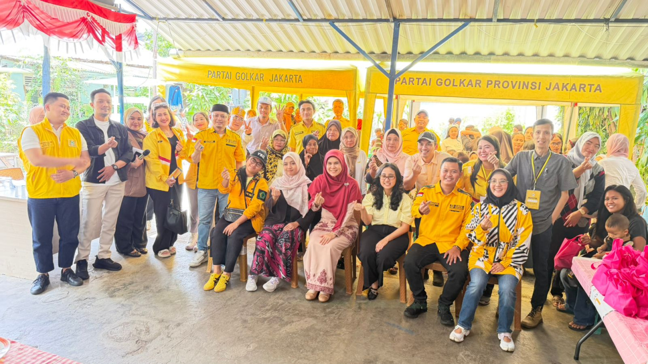 Kegiatan edukasi gizi sekaligus pemberian paket makan bergizi bagi balita, anak-anak, dan ibu hamil, yang digelar oleh AMPG DKI Jakarta pada Minggu, (25/01/2026),