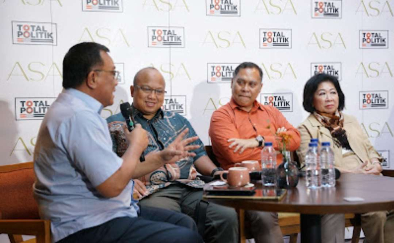 Prabowonomics Utamakan Kepentingan Nasional, Tapi Rokok dan Sawit Masih Dijegal Asing