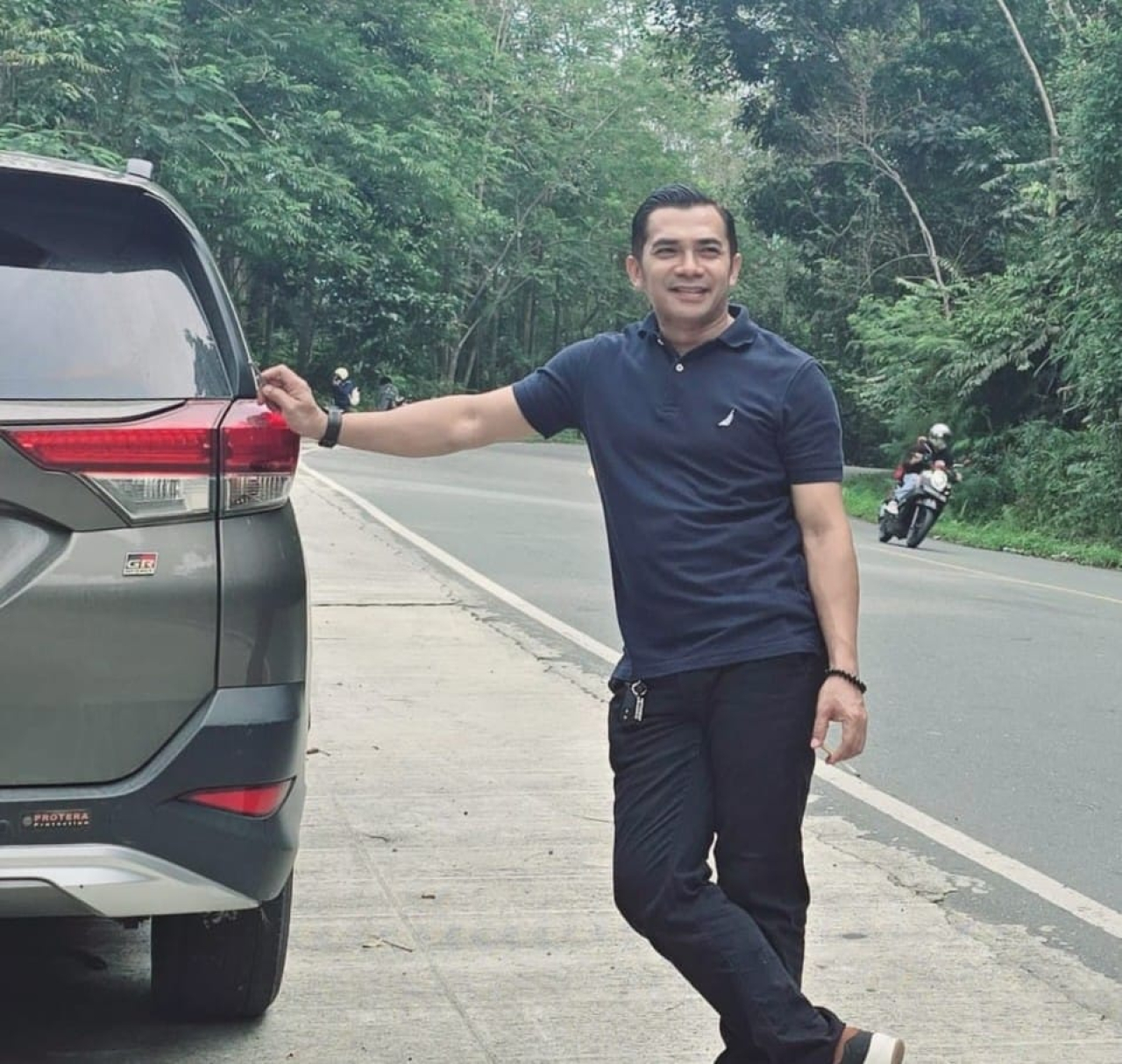 Jalan Raya Pos: Membaca Indonesia dari Anyer hingga Panarukan