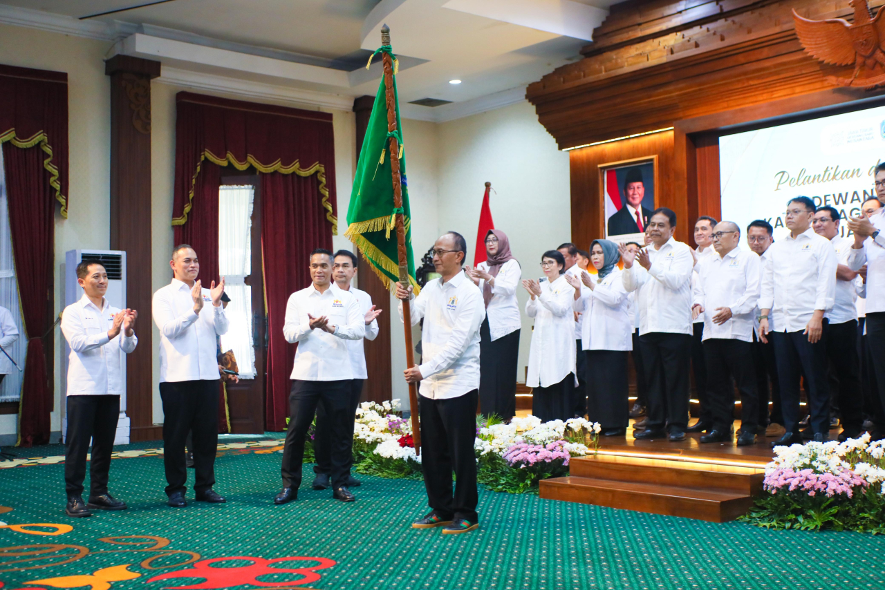 Pelantikan Pengurus Kadin Jatim di Gedung Negara Grahadi.
