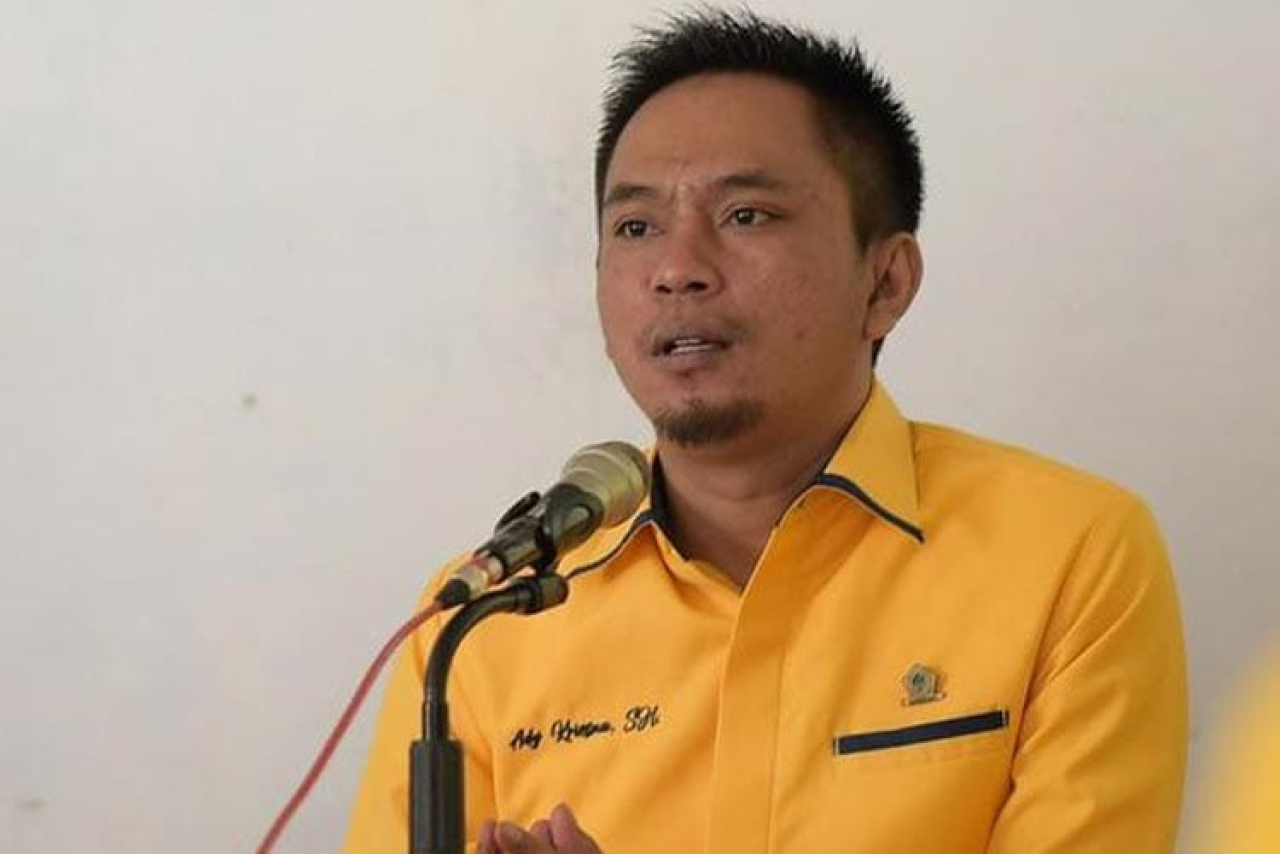 Ketua DPD Partai Golkar Bondowoso Ady Kriesna menyampaikan pernyataan terkait dukungan Golkar terhadap program pendidikan dan fasilitasi Beasiswa PIP di Bondowoso.