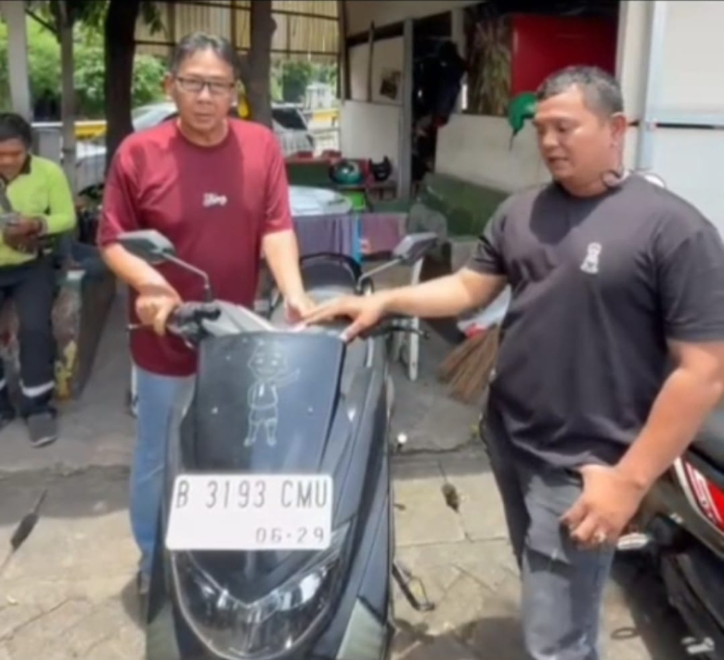 Kebahagiaan dan rasa syukur dirasakan Tedy Wijojo (55), warga Jembatan 2, Kelurahan Pejagalan, Kecamatan Penjaringan, Jakarta Utara, setelah sepeda motor Yamaha Nmax miliknya yang sempat dicuri.
