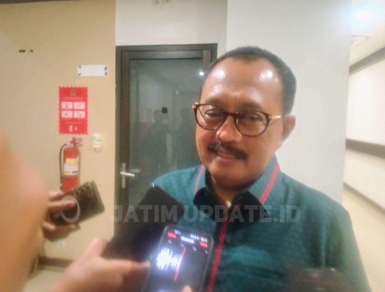 Armuji Bantah PAW Ketua DPRD Surabaya Mengerucut Tiga Nama: “Jare Sopo?”