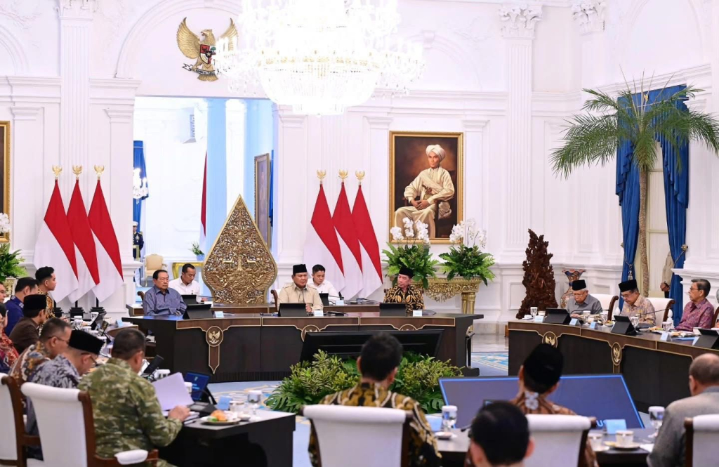 Suasana pertemuan Presiden Prabowo Subianto dengan para mantan presiden dan wapres membahas perkembangan terkini situasi global khususnya perang AS-Israel vs Iran.