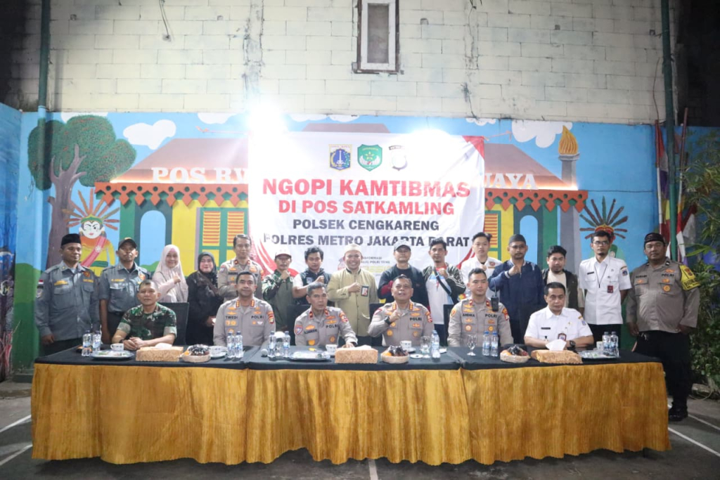 Polres Metro Jakarta Barat menggelar kegiatan Optimalisasi Fungsi Polmas dan Ngopi Kamtibmas Ramadhan bersama Korbinmas Baharkam Polri, Rabu malam (4/3/2026).