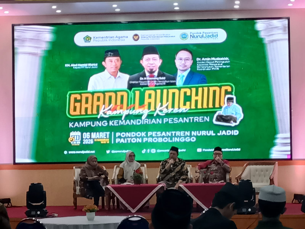 Suasana Peresmian program Kampung Kerren 2025: Pemberdayaan Produk Masyarakat Pesisir,  di Pondok Pesantren Nurul Jadid, Paiton, Kab. Probolinggo, Jumat (6/3/2026).