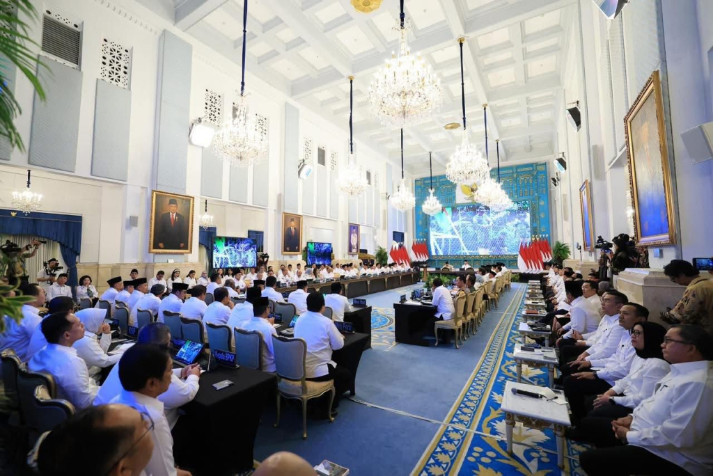 Suasana Rapat Kabinet dipimpin Presiden Prabowo Subianto.