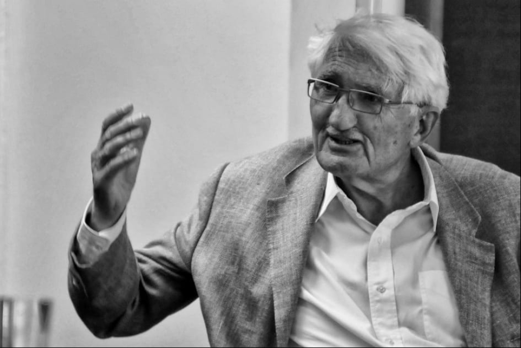 Jürgen Habermas (1929-2026) adalah filsuf Jerman, tokoh utama Mazhab Frankfurt kedua, dan salah satu pemikir terpenting abad ke-20.