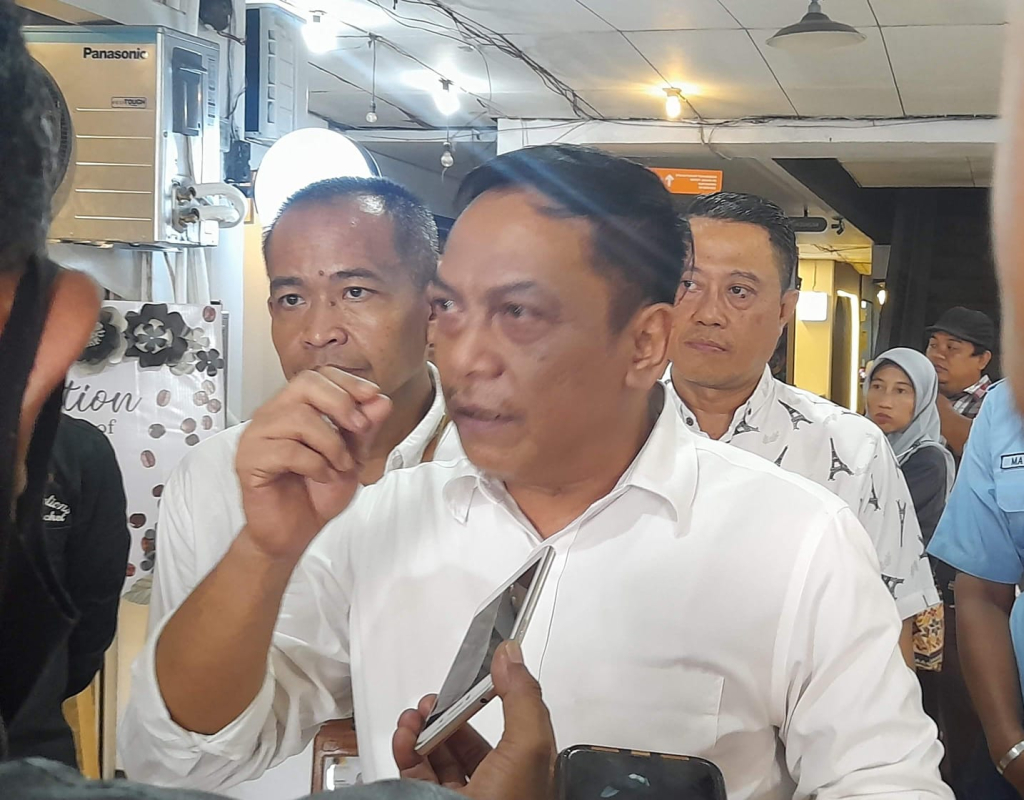 Anas Karno, sidak ke Pasar Tunjungan saat menjabat Wakil Ketua Komisi B DPRD Surabaya, 2019-2024