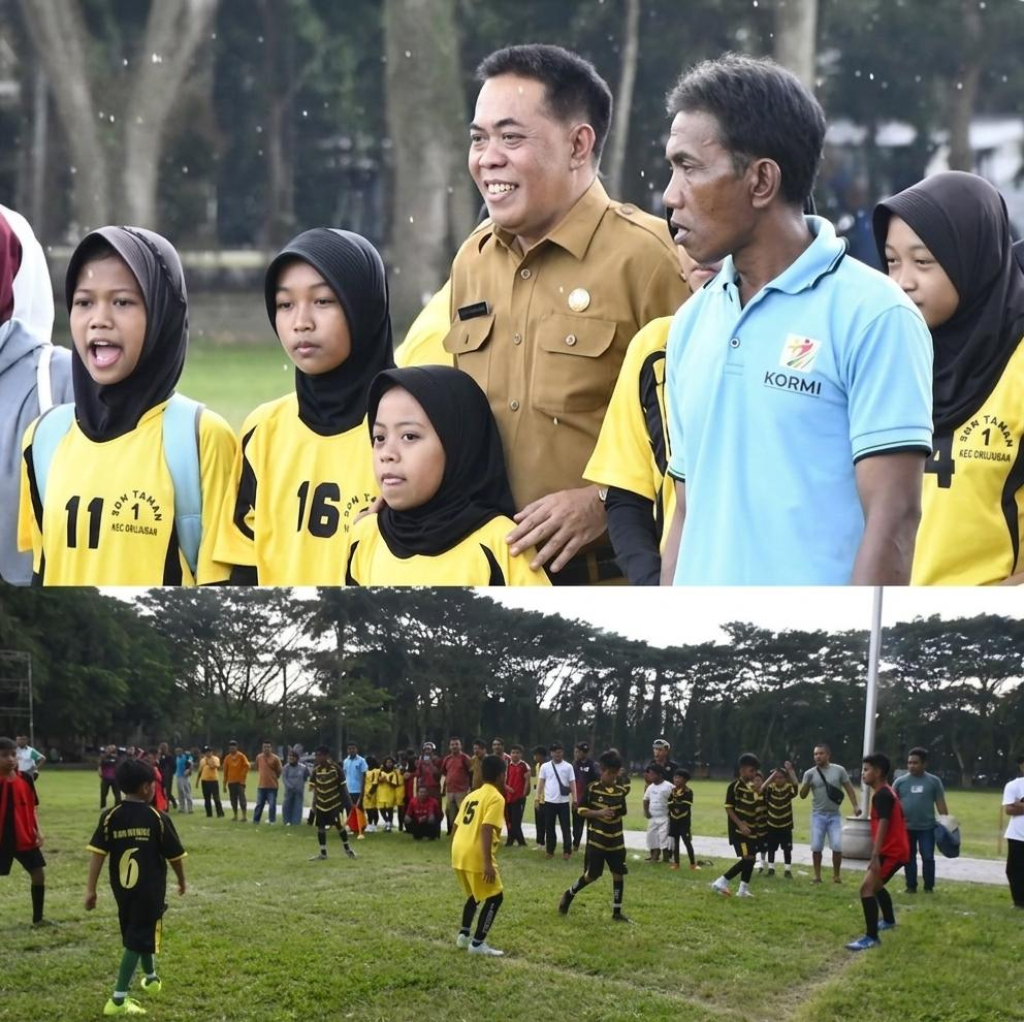 KaDiknas Bondowoso Taufan Restuanto interaksi dengan peserta lomba olahraga dalam Pekan Pendidikan Berkah 2026. Kegiatan ini menjadi ajang pembinaan karakter sekaligus pengembangan potensi siswa.