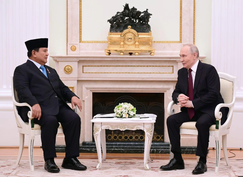 Presiden Prabowo Bertemu Dengan Presiden Rusia Vladimir Putin Bahas Penguatan Hubungan Kerjasama