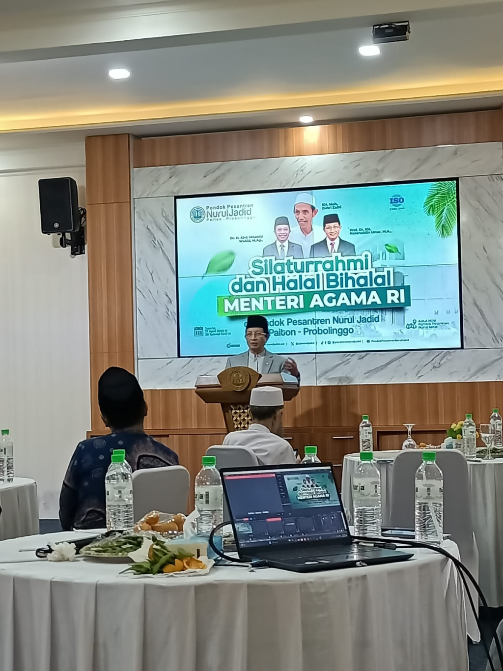 Menteri Agama Republik Indonesia, Prof. Dr. KH Nasaruddin Umar, melakukan kunjungan silaturahim dan halalbihalal ke Pondok Pesantren Nurul Jadid, Paiton, Probolinggo, Jumat (17/04/2026).