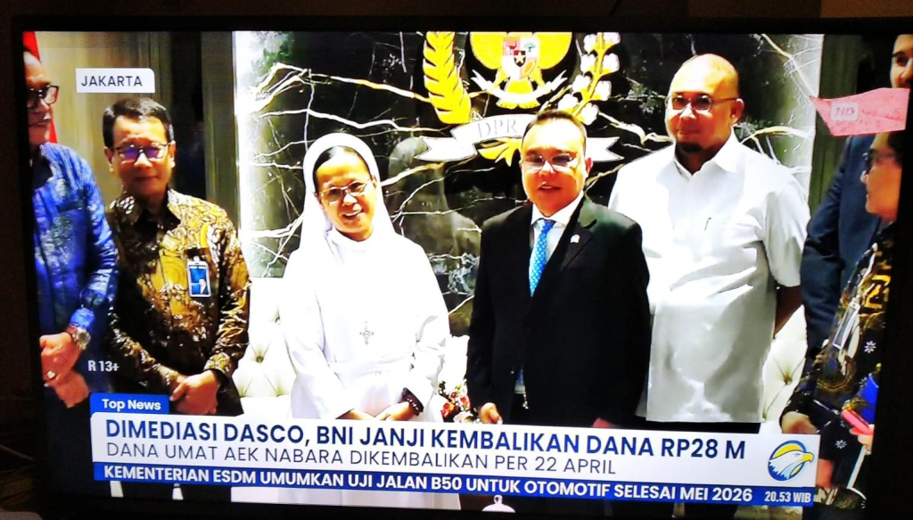 Tangkapan siaran Metro TV yang publikasi pertemuan Wakil Ketua DPR RI ‎Sufmi Dasco Ahmad antara Bendahara Credit Union (CU) Paroki Aek Nabara, Suster Natalia Situmorang dan Dirut BNI Putrama Wahju S.