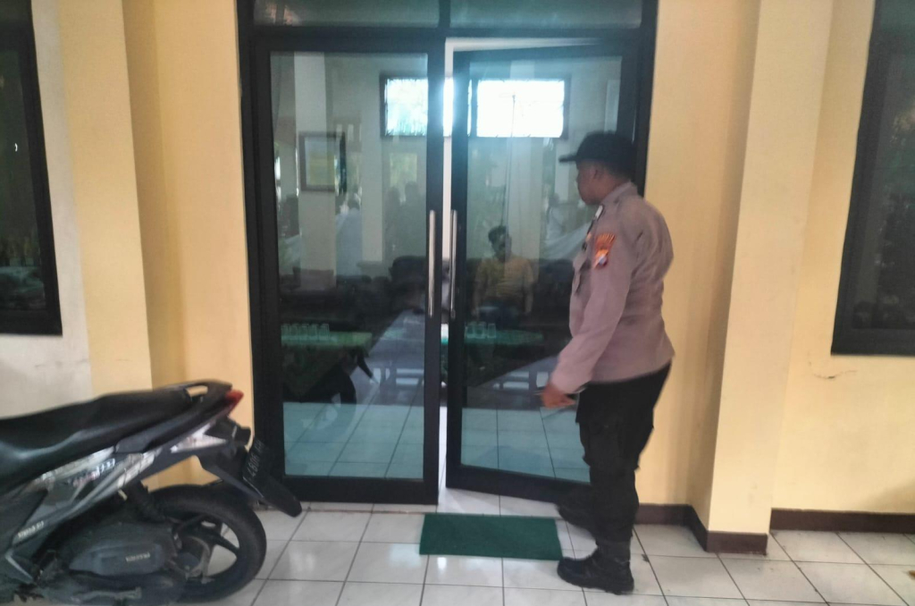 Kepala Desa Buncitan Ditemukan Meninggal di Balai Desa, Polisi Lakukan Penyelidikan