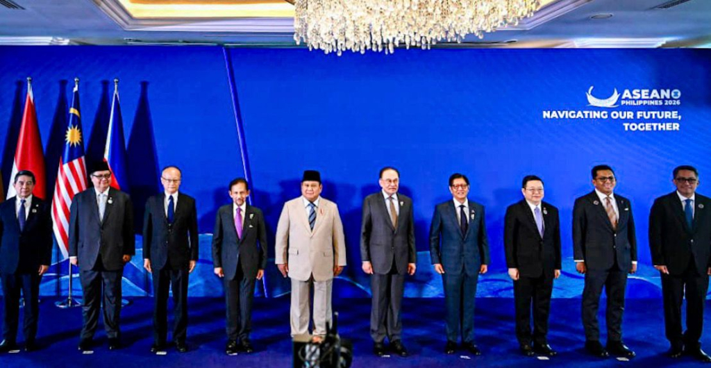 Presiden Republik Indonesia Prabowo Subianto menegaskan pentingnya penguatan kolaborasi kawasan dalam menghadapi tantangan global saat menghadiri Konferensi Tingkat Tinggi (KTT) ASEAN dan BIMP-EAGA.