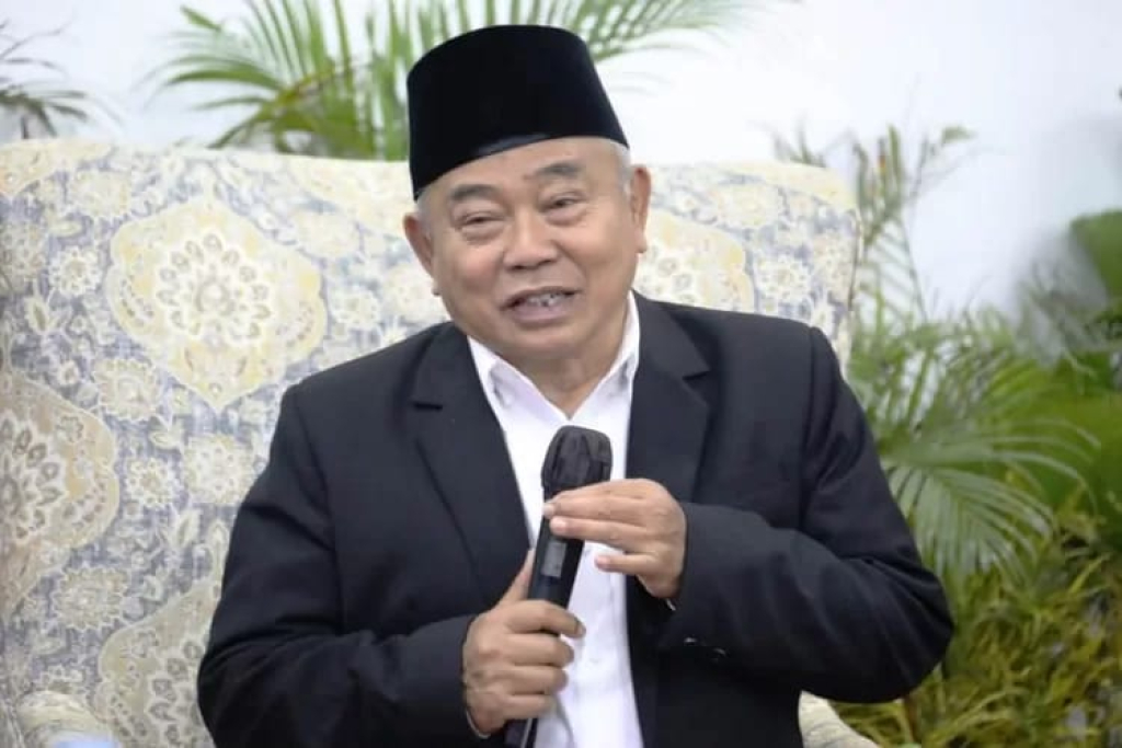 Pendiri dan Pengasuh Pondok Pesantren Amanatul Ummah, Prof Dr KH Asep Saifuddin Chalim, MA, nyatakan siap jadi tuan rumah pelaksanaan Muktamar ke-35 NU dijadwalkan berlangsung awal Agustus 2026.