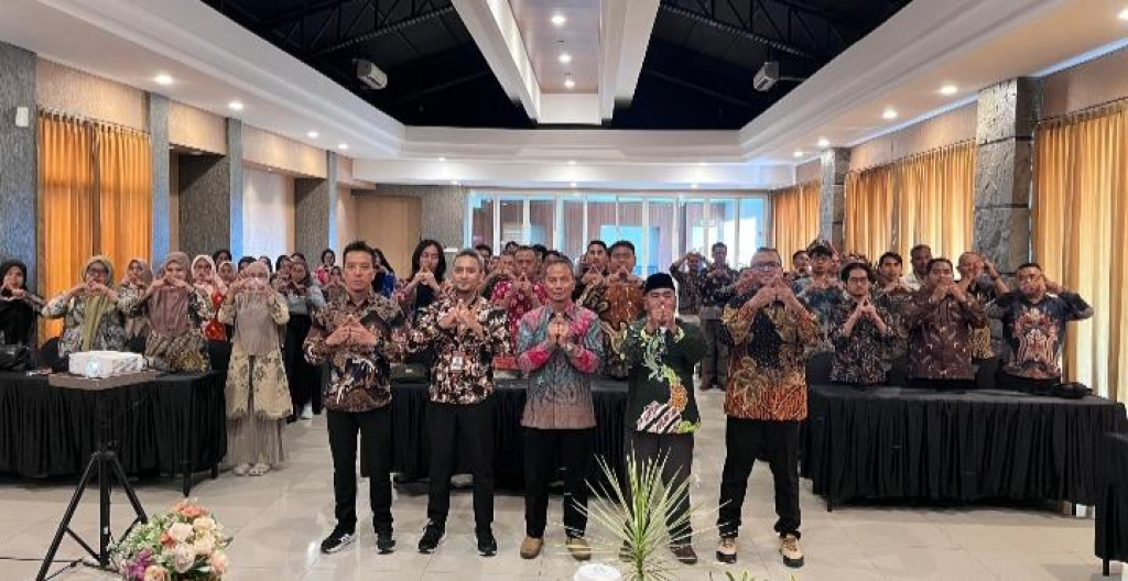 Badan Pusat Statistik (BPS) Kabupaten Bondowoso menyiapkan sebanyak ratusan petugas lapangan untuk menyukseskan pelaksanaan Sensus Ekonomi 2026.