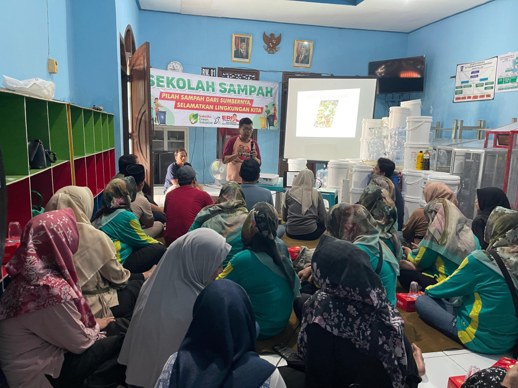 Sekolah Sampah Ketua Komisi C Eri Irawan, dok istimewa