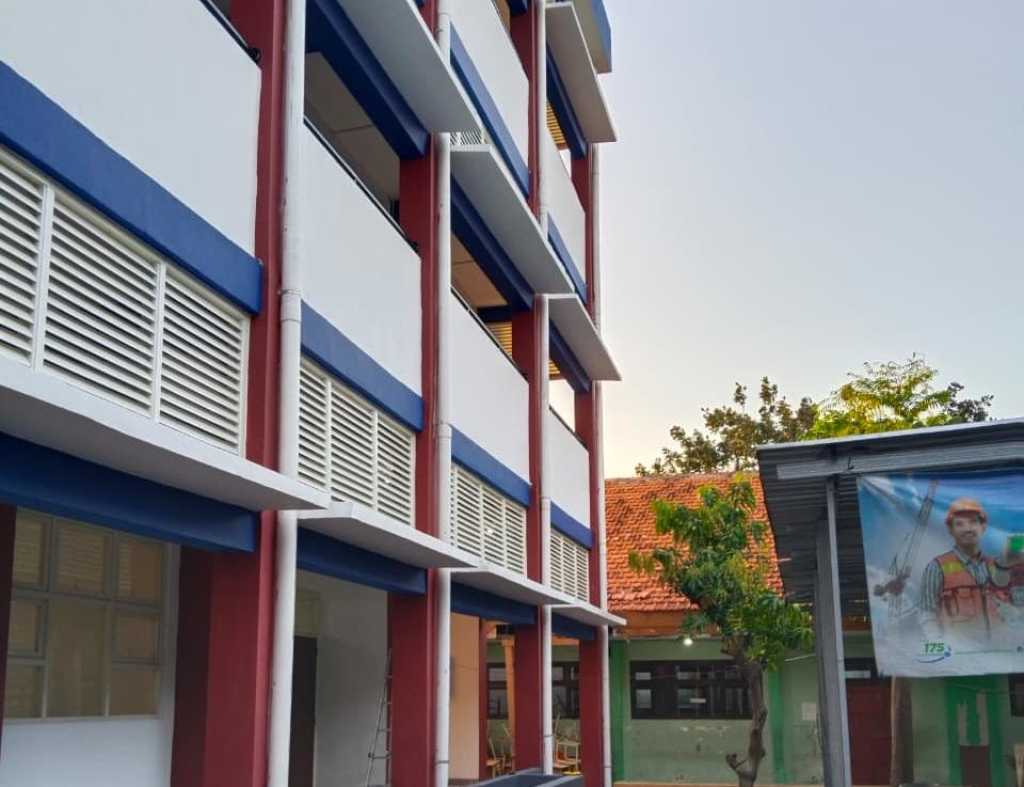 Gedung sekolah baru di Surabaya