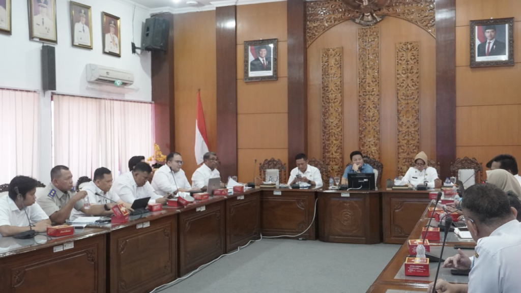 Pertemuan antara Pemerintah Kabupaten Sidoarjo dan PT Minarak Lapindo Jaya di Ruang Delta Wicaksana, Kantor Sekretariat Daerah Kabupaten Sidoarjo, Rabu (3/6/2026).